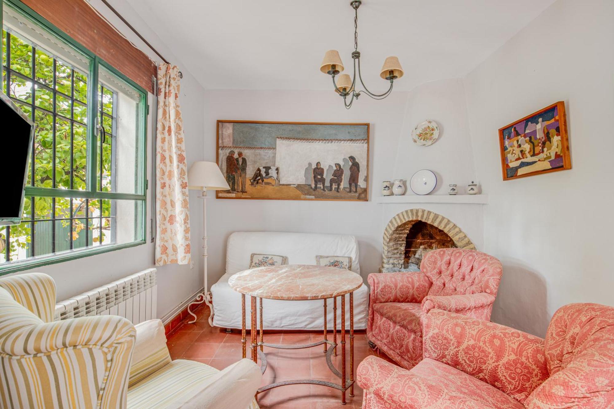 -Iponubahomes- Centrica Casa Con Jardin Y Chimenea باينا المظهر الخارجي الصورة